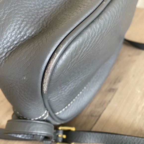 J. Crew Signet crossbody purse in gray pebbled leather - Picture 14 of 14